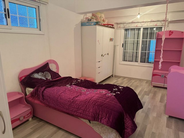 Edremit, kiralik 3+1 villa, havuz, djakuzi, 2 banyo, 2 mutfak +905428777144 English,  Türkçe,  Русский 