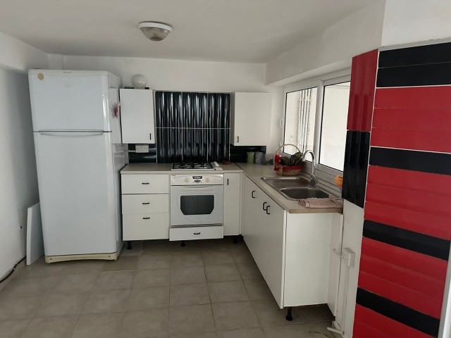 Edremit, kiralik 3+1 villa, havuz, djakuzi, 2 banyo, 2 mutfak +905428777144 English,  Türkçe,  Русский 