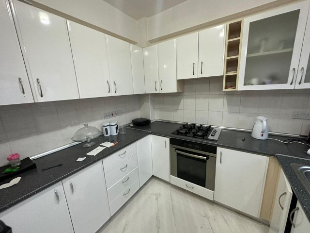 Edremit, kiralik 3+1 villa, havuz, djakuzi, 2 banyo, 2 mutfak +905428777144 English,  Türkçe,  Русский 