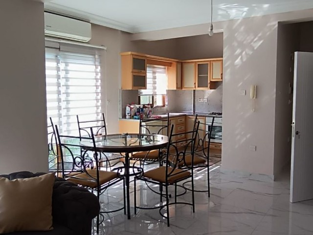 3+1 flat for rent in the center of Kyrenia, Barış park +905428777144 Русский, English, Turkish