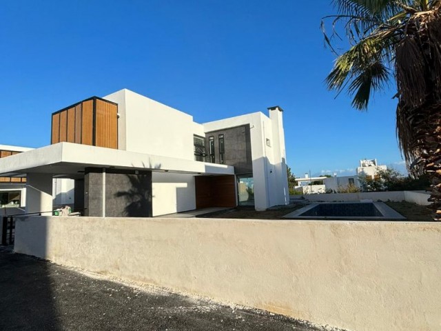 Edremit, die Tat ist fertig! zu verkaufen Luxusvilla 4+1 mit privatem Pool, 5 WC +905428777144 Russisch, Türkçe, Englisch