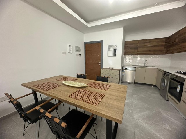 GİRNE MERKEZDE 2+1 KİRALIK YENİ DAİRE 