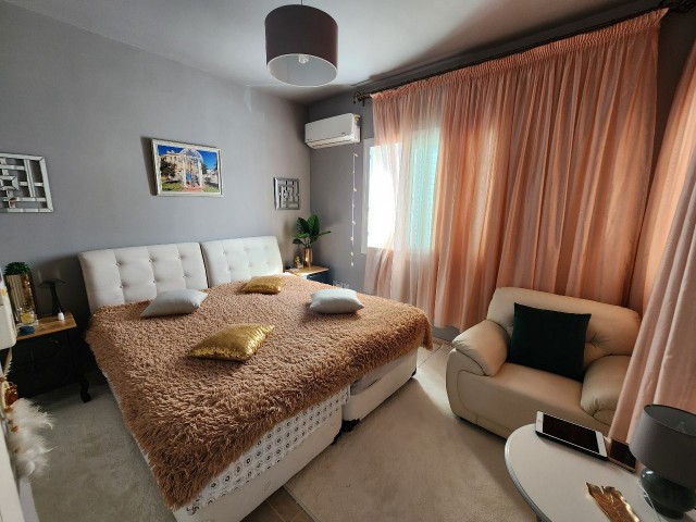 Catalkoy, 3+1 flat for sale, 2 bathrooms, private terrace, 120m2 + 30m2 terrace, title deed ready +905428777144 Русский , Turkish, English