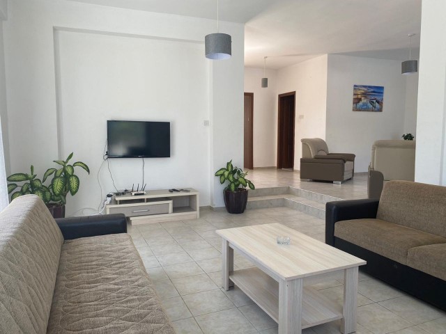 DAILY RENTAL VILLA IN ALSANCAK WITHIN WALKING DISTANCE TO CAMELOT BEACH