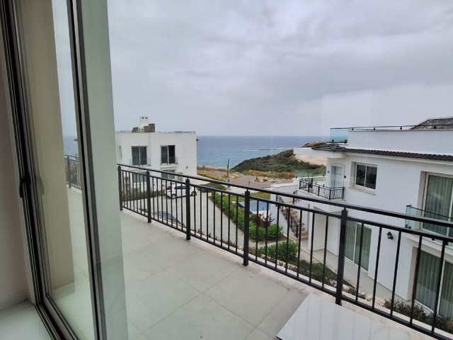 3 BEDROOM APARTMENT FOR SALE WITH SEA VIEW IN KYRENIA BAHCELI