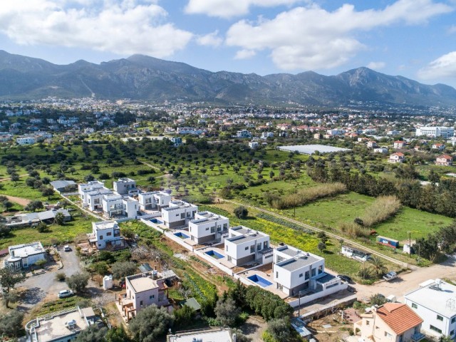 Kıbrıs Girne Çatalköyde Ultra Lüks Satılık 3+1 Villalar