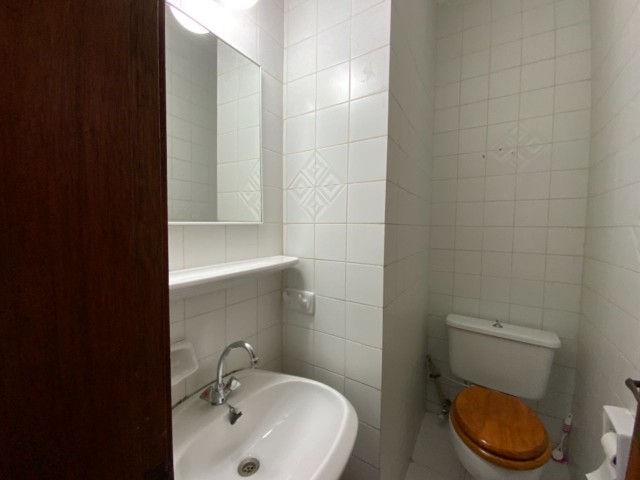 Flat To Rent in Girne Merkez, Kyrenia