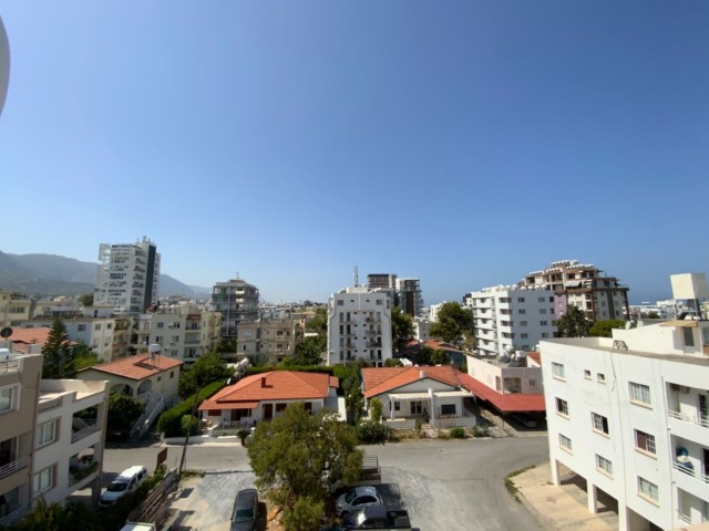 Büro Kaufen in Girne Merkez, Kyrenia