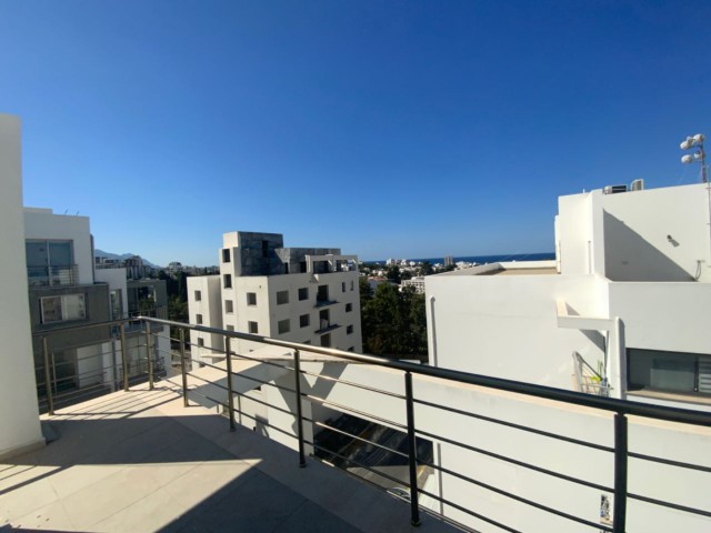 Kıbrıs Girne Merkez Kiralık 3+1 Dublex  Penthouse