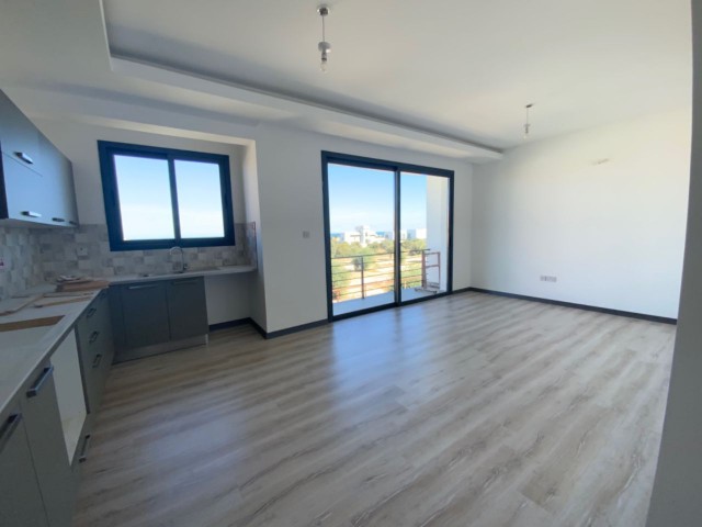 Sea and Mountain View Flat for Sale in Girne Ozanköy ** 