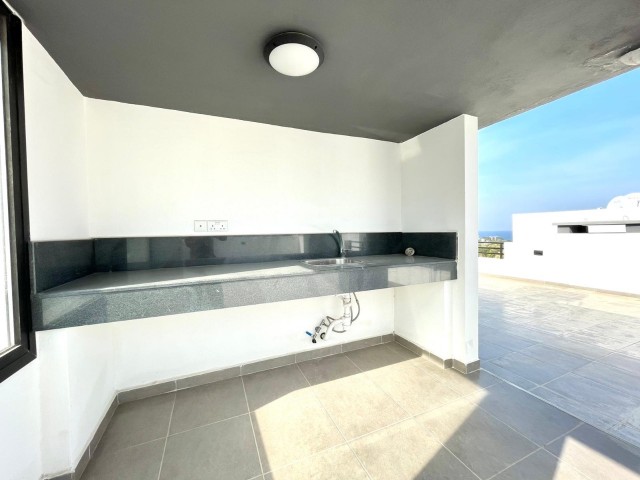 Luxus 3+1 Villa Mit Pool Zum Verkauf In Gehweite Zum Meer In Zypern Kyrenia Alsancak ** 