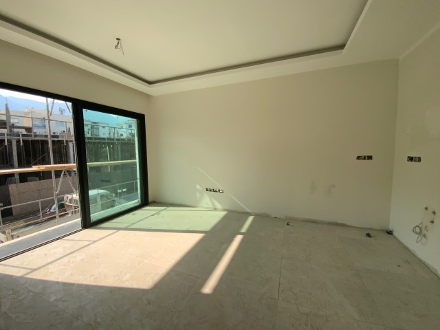 Cyprus Kyrenia Center 1+1 Flat For Sale ** 