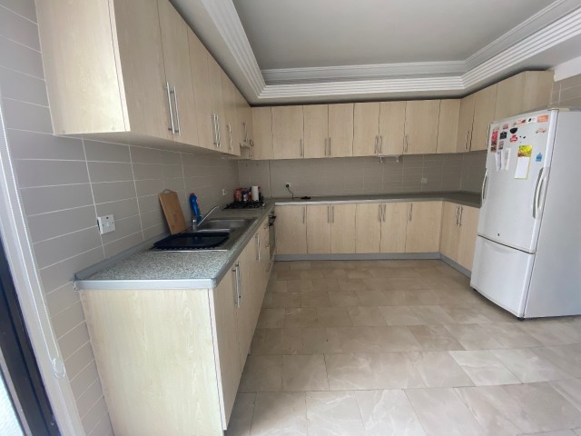 2+1 Flat for Sale in Girne Center ** 