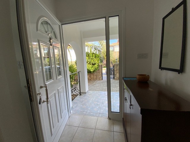 Villa To Rent in Bellapais, Kyrenia