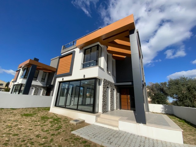 Villa For Sale in Çatalköy, Kyrenia