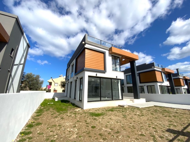 Kıbrıs Girne Çatalköy Satılık Lüx Villa 