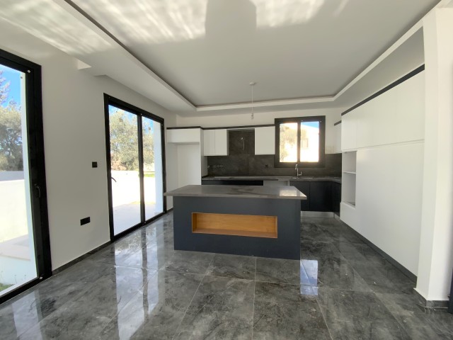 Villa For Sale in Çatalköy, Kyrenia