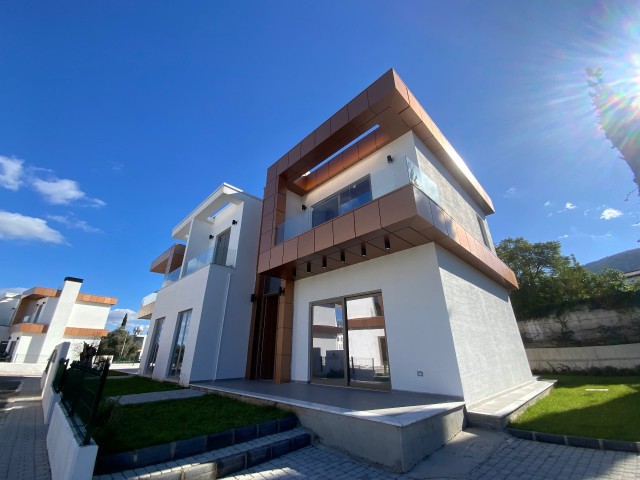 Kıbrıs Girne Ozanköy UltraLüx Satılık İkiz Villa