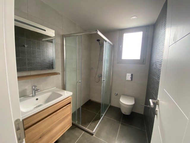 Girne merkezde satılık 3+1 penthouse