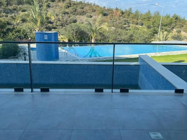 Ultralu Llogara Twin Villa zur Miete in Bellapais in Zypern Kyrenia ** 