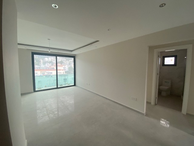 2+1 FLAT FOR SALE IN CYPRUS GIRNE CENTER ** 