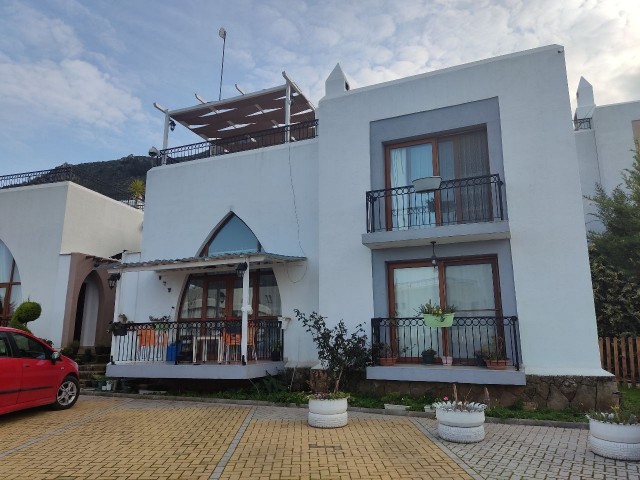 Muhteşem manzaralı satılık 2+1 villa 