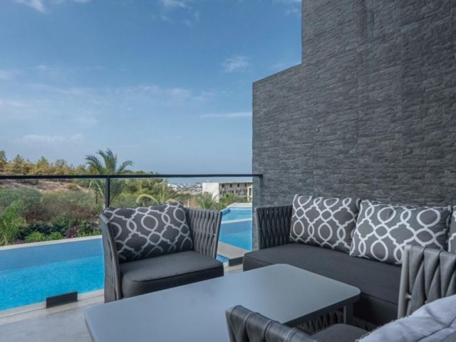 4+1 LUXUS DUPLEX RESIDENZ WOHNUNG MIT SWIMMINGPOOL ZU VERKAUFEN IN KYRENIA BELLAPAIS TE ** 