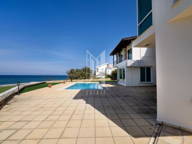 Villa zum Verkauf in Zypern Kyrenia Chatalköy am Meer ** 