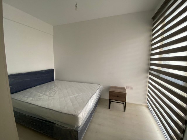 2+1 VOLL MÖBLIERTE WOHNUNG ZUR MIETE IM ZENTRUM VON KYRENIA ** 