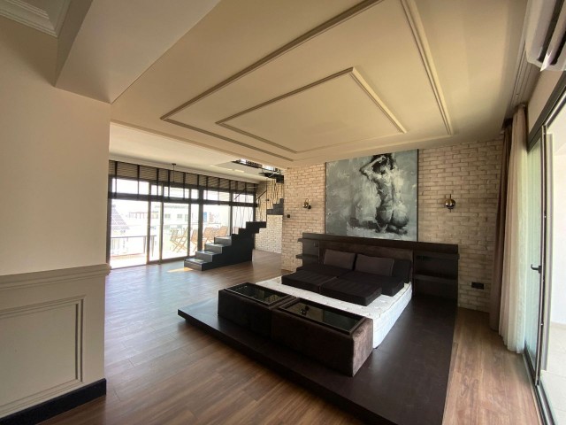 Luxus möblierte Duplex 1+1 Wohnung zur Miete in Zypern Kyrenia Zentrum ** 