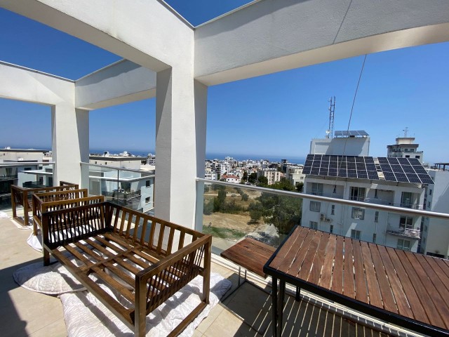 LU LLOGARA LOFT WOHNUNG ZUR MIETE IM ZENTRUM VON KYRENIA ** 