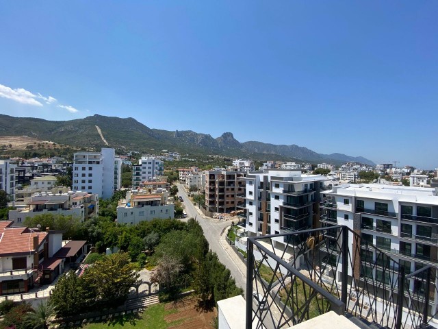 LU LLOGARA LOFT WOHNUNG ZUR MIETE IM ZENTRUM VON KYRENIA ** 