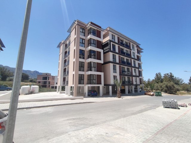 Kıbrıs Girne Merkezde 2+1 Satılık  Daire