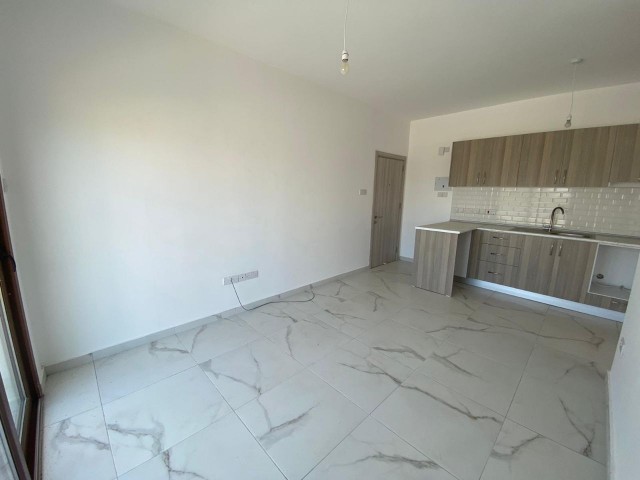 1 + 1 Apartment for Sale in Kyrenia Ozankoy ** 