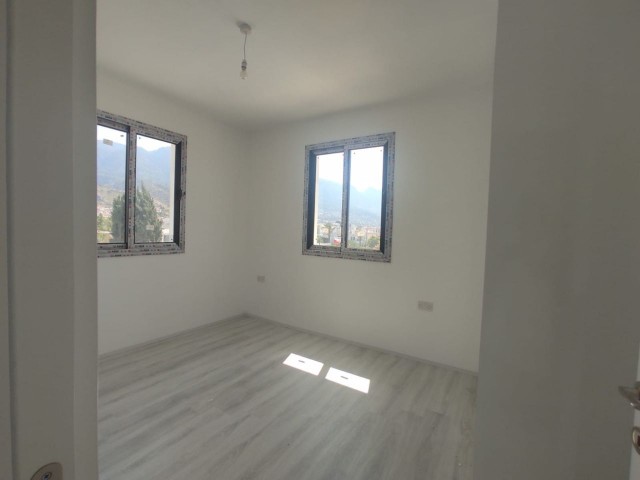 KIBRIS GİRNE  ALSANCAK'TA SATILIK 1+1 DAİRE