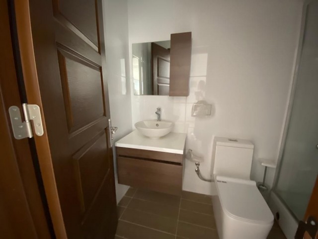 2+1 WOHNUNG ZUM VERKAUF IN KYRENIA OLIVENHAIN ** 