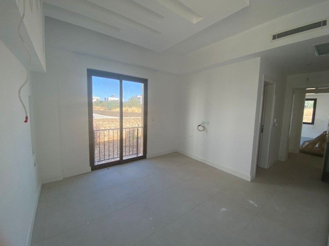 GROUND FLOOR 3 + 1 APARTMENT WITH GARDEN FOR SALE IN KYRENIA ZEYTINLIK ** 