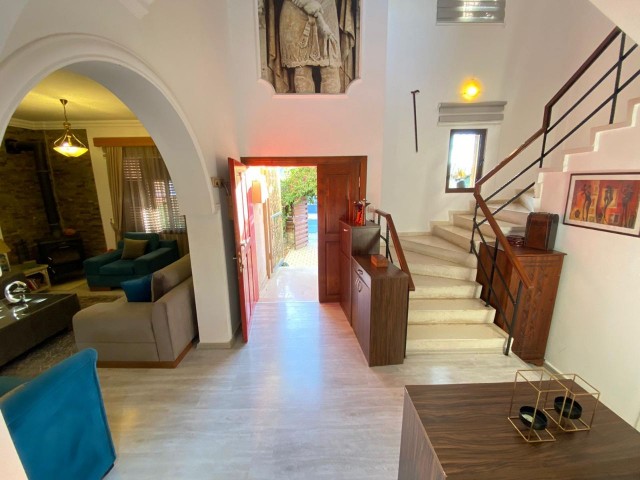 4 + 1 VILLA ZUM VERKAUF IN KYRENIA KARAKUM ** 