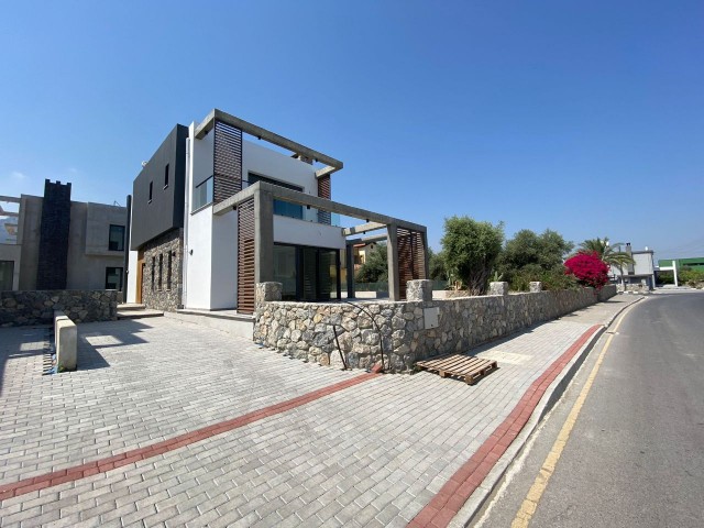 3 + 1 MODERNE LUXUS-NULL-VILLA ZUM VERKAUF IN KYRENIA GABELDORF ** 