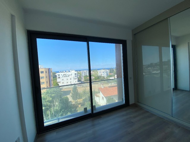 2 + 1 Apartment with Sea View in Kıbrıs Kyrenia Central For Sale in Türk Kocanlı Kapanmaz ** 