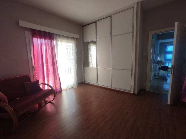 Kıbrıs Lefkoşa Gönyelide Kiralık Full Eşyalı 4+1 Villa...