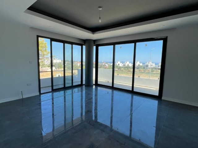 Cyprus Kyrenia Edremit Kapalmaz Modern 3 + 1 Villa for Sale with Sea View ** 