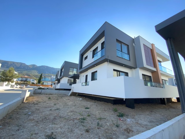 Cyprus Kyrenia Edremit Luxury 3 + 1 Villa for Sale at a Discounted Price ** 