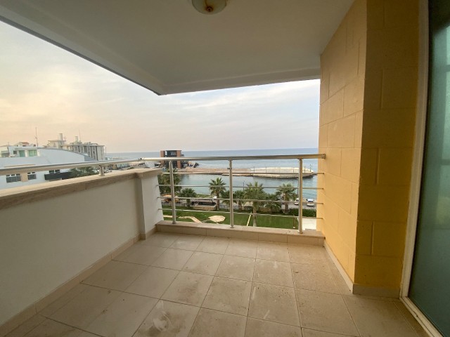 Kıbrıs Girne Denize Sıfır Satılık 3+1 Penthouse