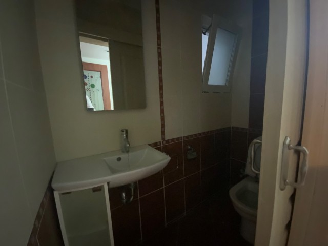 Kıbrıs Girne Denize Sıfır Satılık 3+1 Penthouse