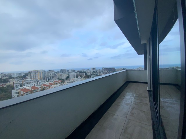 Zypern Kyrenia Center 2+1 Duplex-Penthouse mit Meerblick zu vermieten