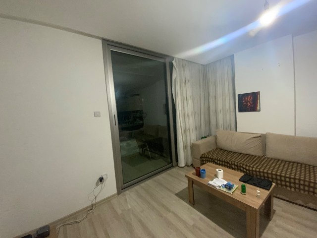 Flat For Sale in Aşağı Girne, Kyrenia