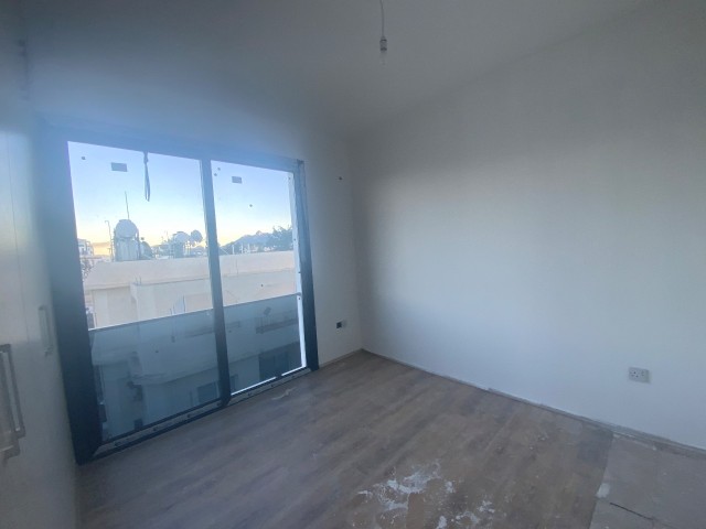 Kıbrıs Girne Merkez Satılık Sıfır Dağ Manzaralı 2+1 Loft Daireler