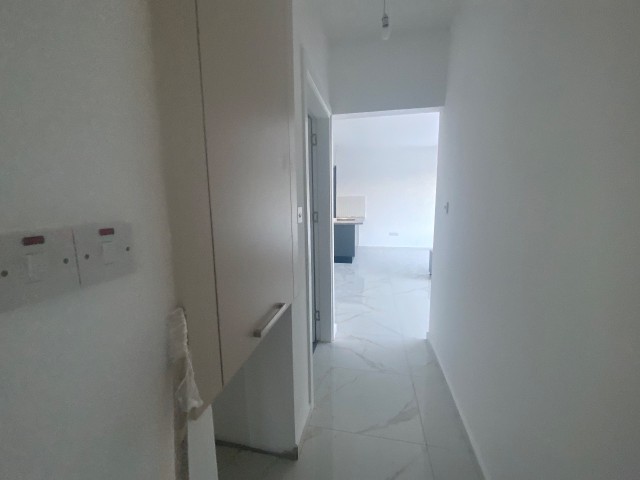 Kıbrıs Girne Merkez Satılık Sıfır Dağ Manzaralı 2+1 Loft Daireler