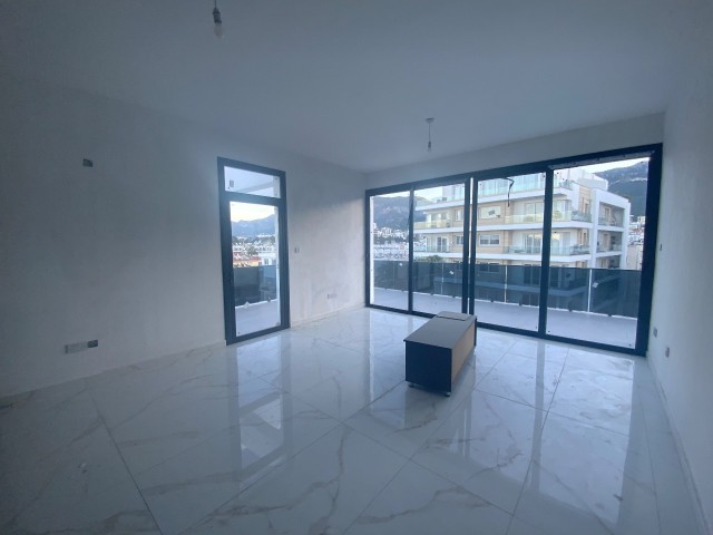 Kıbrıs Girne Merkez Satılık Sıfır Dağ Manzaralı 2+1 Loft Daireler